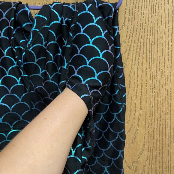 Torrid Black Leggings with Iridescent Scale Design - Picture 3 of 3